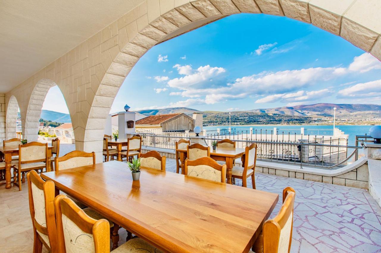 Hotel Buenavista Beach House Trogir Mastrinka Buitenkant foto