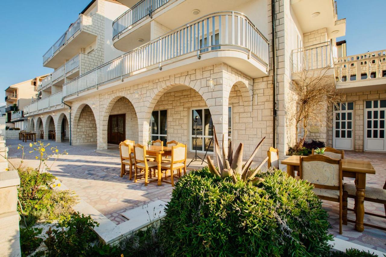 Hotel Buenavista Beach House Trogir Mastrinka Buitenkant foto