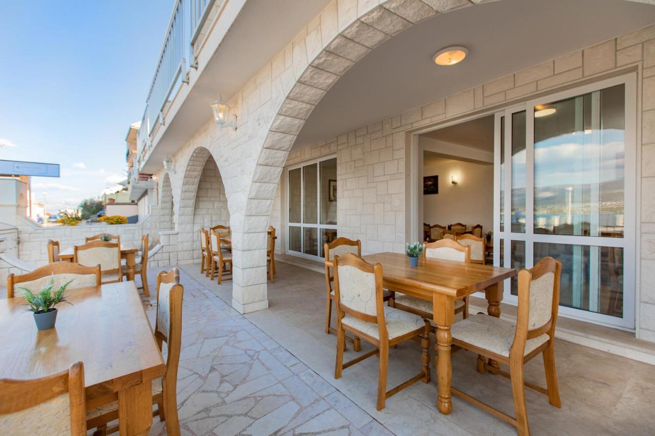 Hotel Buenavista Beach House Trogir Mastrinka Buitenkant foto