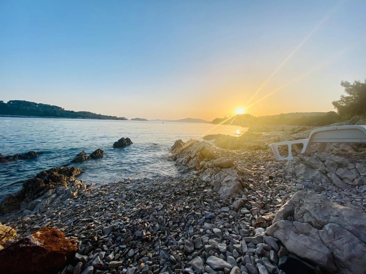 Hotel Buenavista Beach House Trogir Mastrinka Buitenkant foto